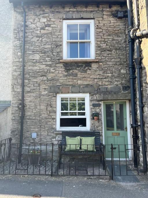 Wee Toad Hole Heart Of Kendal - Cottage Sleeps 4-6 - Dogs Welcome Kültér fotó